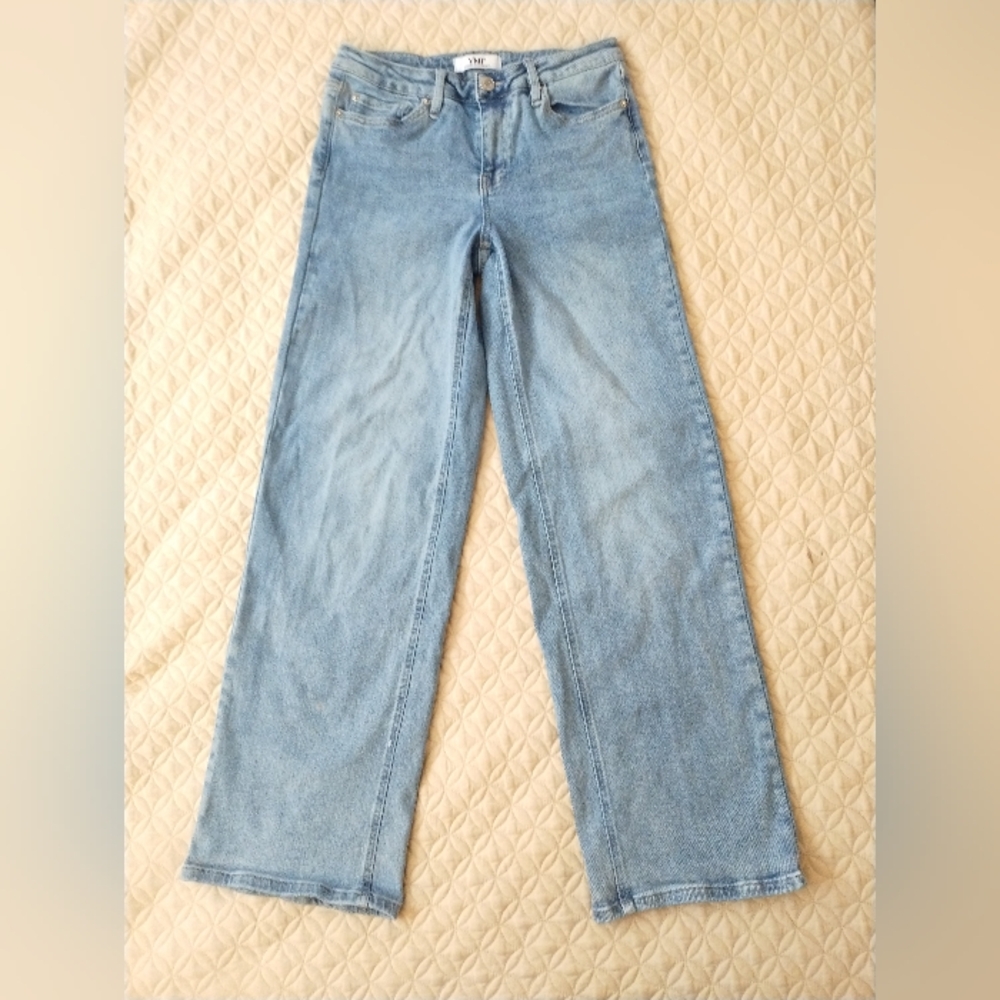 YMI WOMEN'S MID RISE PREMIUM STRETCH WIDE LEG JEANS 7/28 Light Wash